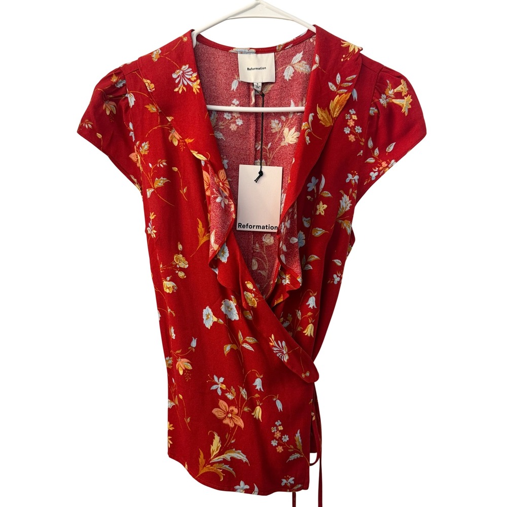 Reformation Red Floral Ruffle Wrap Top Short Sleeve Size 6 NWT